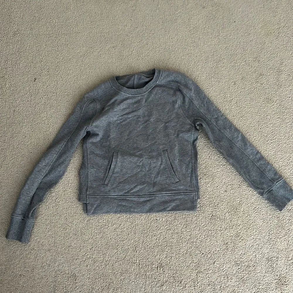 Lululemon Grey Crew Sweatshirt 4